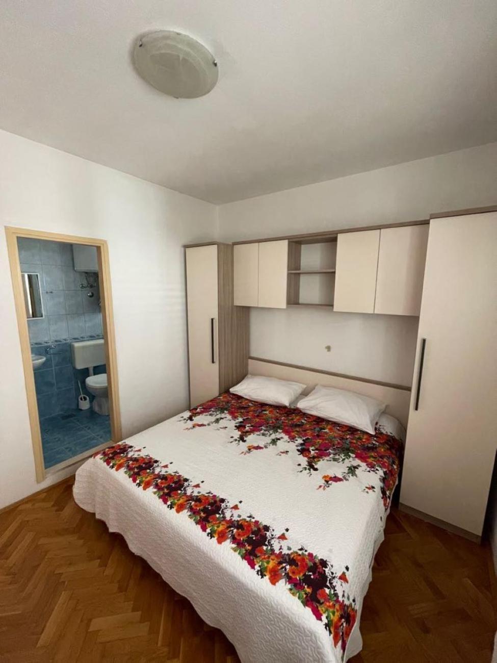 Apartment Martina Tucepi Luaran gambar